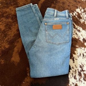 Wrangler women’s skinny wriggler